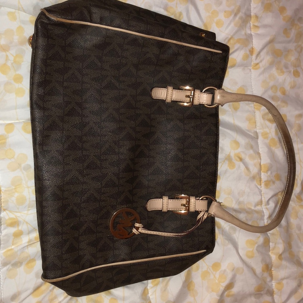 Michael Kors Shoulder Bag